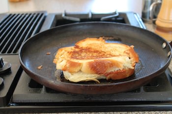 A_Grilled_Cheese_On_Skillet