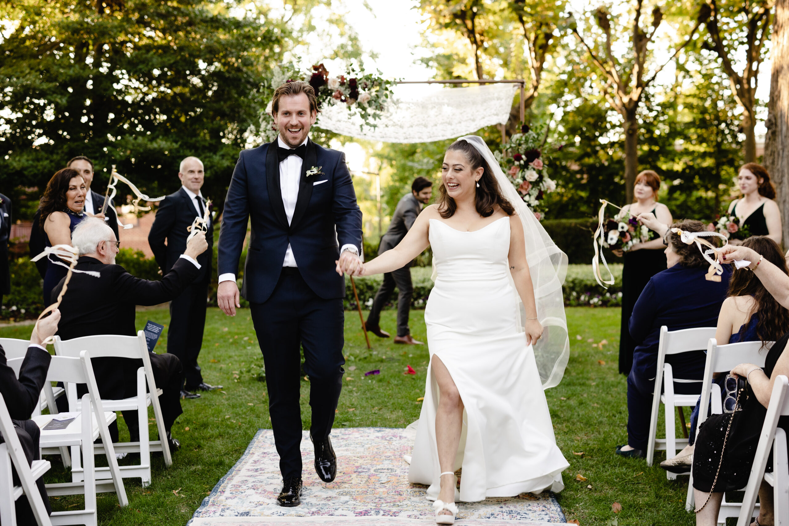 Wedding Day Love for Ali and Scott at the Merdian House - Howerton ...